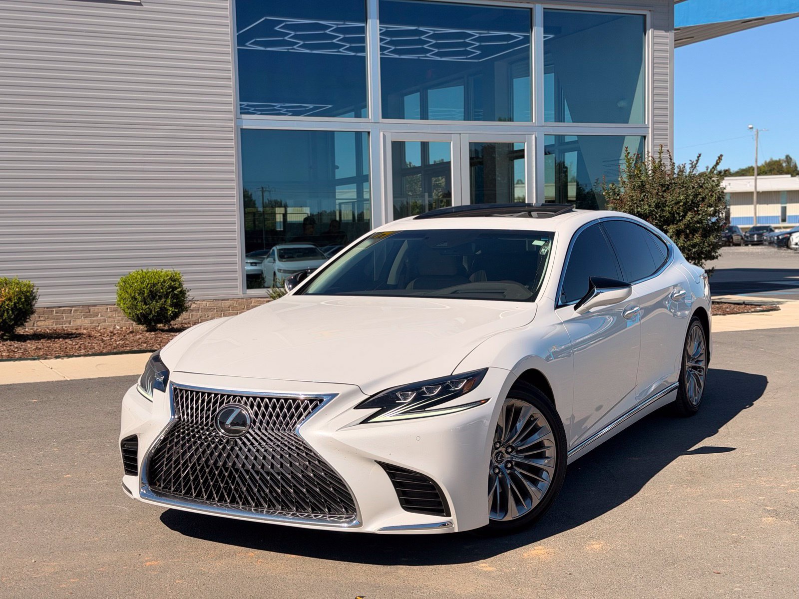 Used 2020 Lexus LS 500 w/ Interior Upgrade Package RWD image 7
