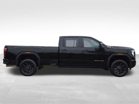Used 2025 GMC Sierra 3500 AT4 w/ AT4 Premium Plus Package image 10