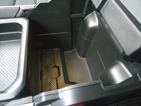 Used 2025 RAM 1500 Big Horn image 76