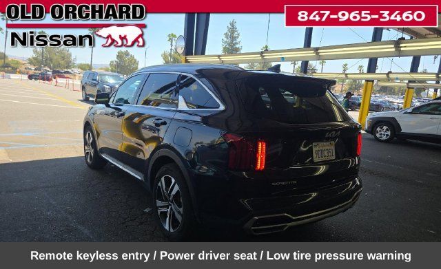 Used 2023 Kia Sorento SX Prestige w/ Panoramic Sunroof Package AWD/4WD image 6