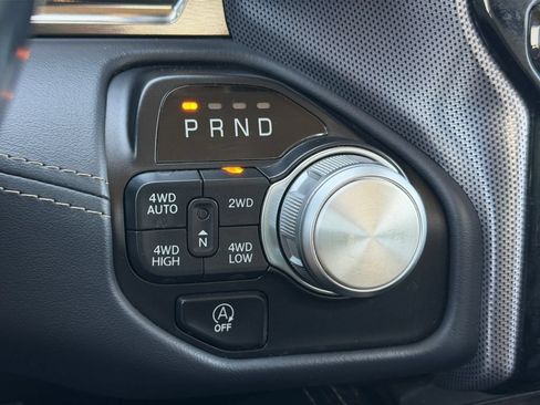 Used 2021 RAM 1500 Limited AWD/4WD image 17