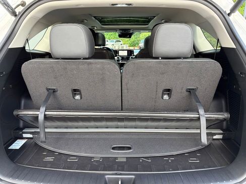 Used 2023 Kia Sorento SX FWD image 19