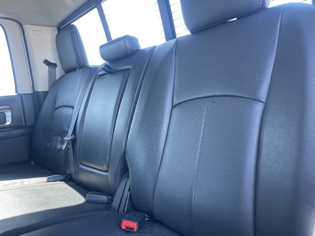 Used 2018 RAM 1500 Laramie w/ Convenience Group AWD/4WD image 34