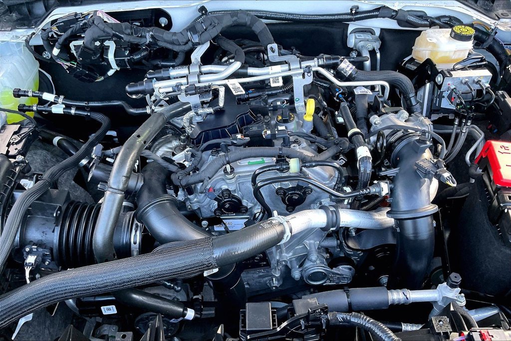 Used 2025 Ford Bronco 2-Door AWD/4WD image 32