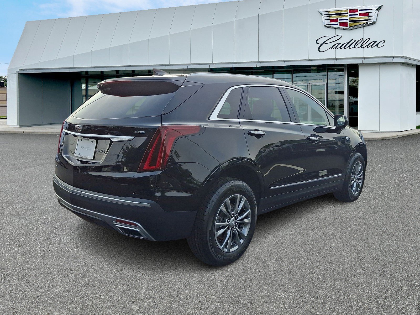 Certified 2023 Cadillac XT5 Premium Luxury AWD/4WD image 5