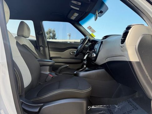 Used 2016 Kia Soul + w/ Eco Package image 19