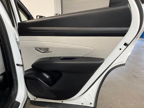 Used 2025 Hyundai Tucson SEL FWD image 15