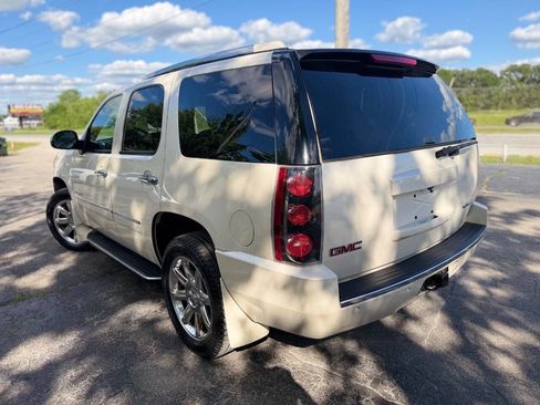 Used 2013 GMC Yukon Denali AWD/4WD image 5