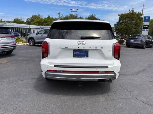 Used 2023 Hyundai Palisade Calligraphy w/ Cargo Package AWD/4WD image 6