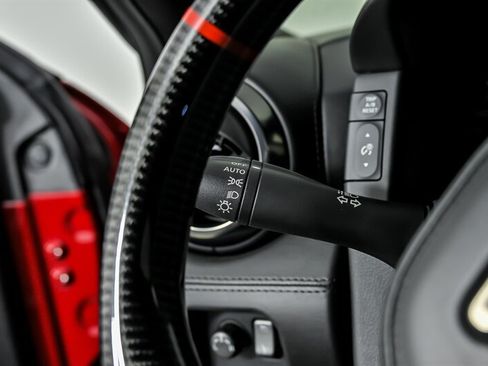 Used 2018 Nissan GT-R Premium AWD/4WD image 31