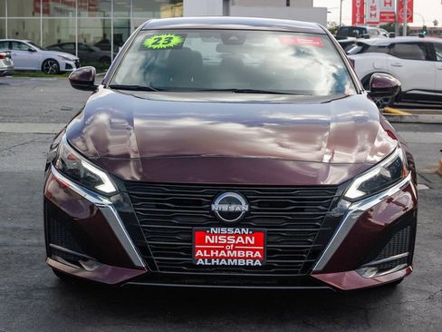 Certified 2023 Nissan Altima 2.5 SV image 3