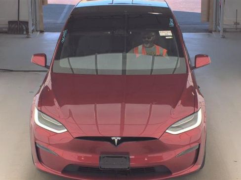 Used 2023 Tesla Model X AWD/4WD image 3