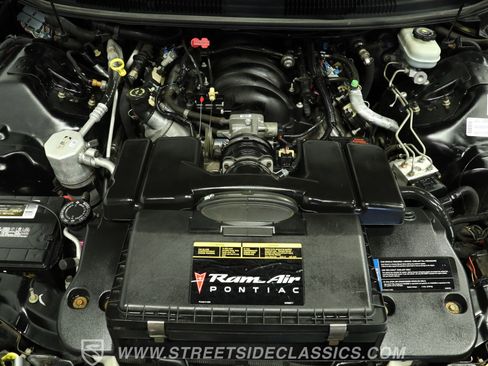Used 2002 Pontiac Firebird Trans Am RWD image 3