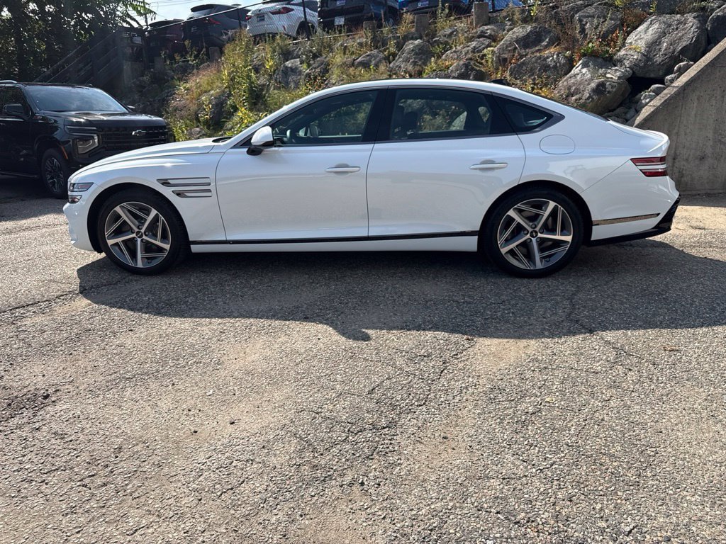 Used 2025 Genesis G80 3.5T Sport AWD/4WD image 2