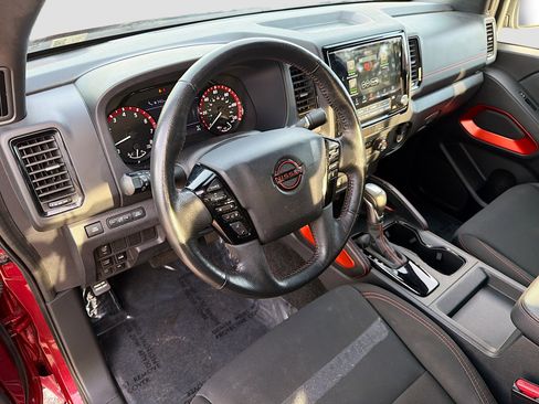 Used 2022 Nissan Frontier PRO-4X w/ Technology Package image 24