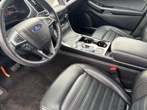 Used 2019 Ford Edge SEL w/ Equipment Group 201A image 10