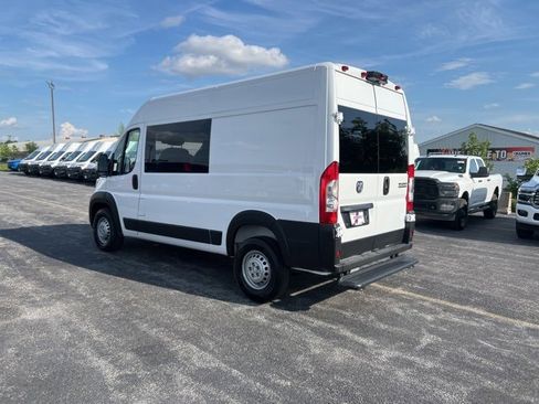Used 2025 RAM ProMaster 1500 w/ Crew Van Package image 3