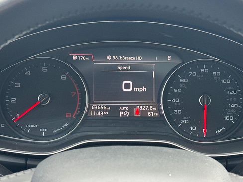 Used 2020 Audi Q5 Premium w/ Convenience Package image 23