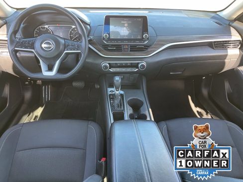 Certified 2025 Nissan Altima 2.5 SV FWD image 16