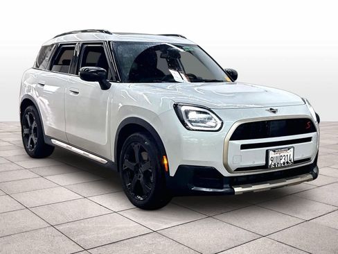 Used 2025 MINI Cooper Countryman S AWD/4WD image 2