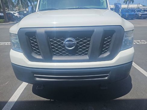 Used 2016 Nissan NV 2500 SV image 3