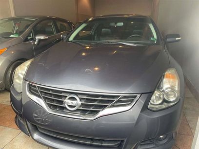 Used 2011 Nissan Altima 3.5 SR w/ Leather Pkg
