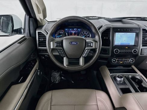 Used 2020 Ford Expedition XLT w/ Equipment Group 202A RWD image 27