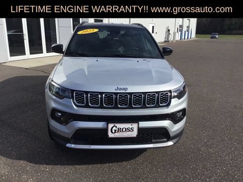 Certified 2025 Jeep Compass Limited AWD/4WD image 3