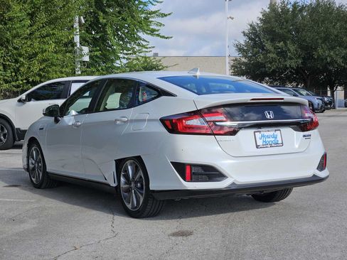 Certified 2018 Honda Clarity Touring image 6