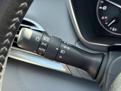 Certified 2022 Subaru Legacy Limited XT image 16