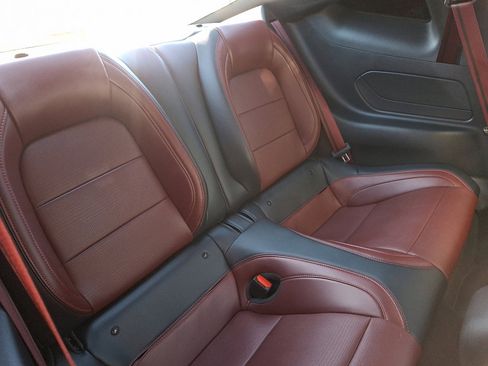 Used 2025 Ford Mustang GT Premium image 14