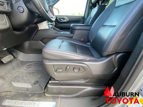 Used 2023 Chevrolet Suburban Z71 w/ Luxury Package AWD/4WD image 41