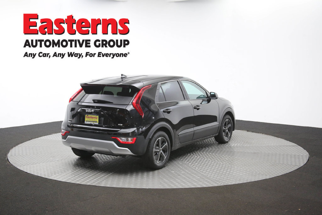Used 2025 Kia Niro LX FWD image 39