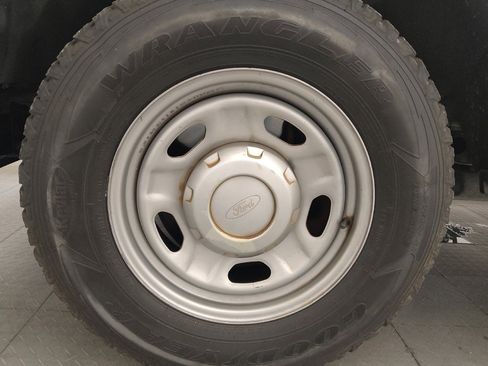 Used 2019 Ford F250 XL image 31