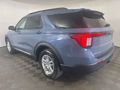 Certified 2025 Ford Explorer Active AWD/4WD image 6