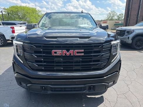 Used 2024 GMC Sierra 1500 Elevation AWD/4WD image 2