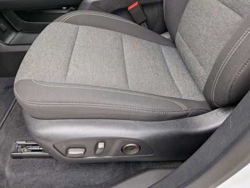 Used 2025 GMC Acadia Elevation image 19