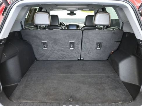 Used 2023 GMC Terrain AT4 AWD/4WD image 30