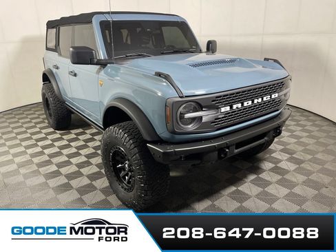 Certified 2022 Ford Bronco Badlands AWD/4WD image 1