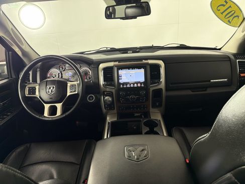 Used 2015 RAM 1500 Laramie w/ Convenience Group AWD/4WD image 22