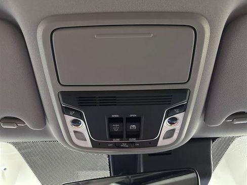 Used 2023 Honda Ridgeline RTL-E image 15