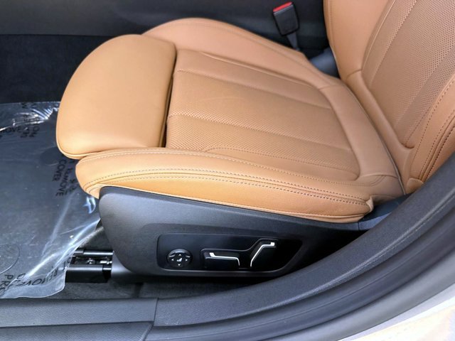 Used 2026 BMW i4 xDrive40i AWD/4WD image 17