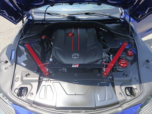 Used 2025 Toyota Supra Premium w/ Driver Assist Package RWD image 32