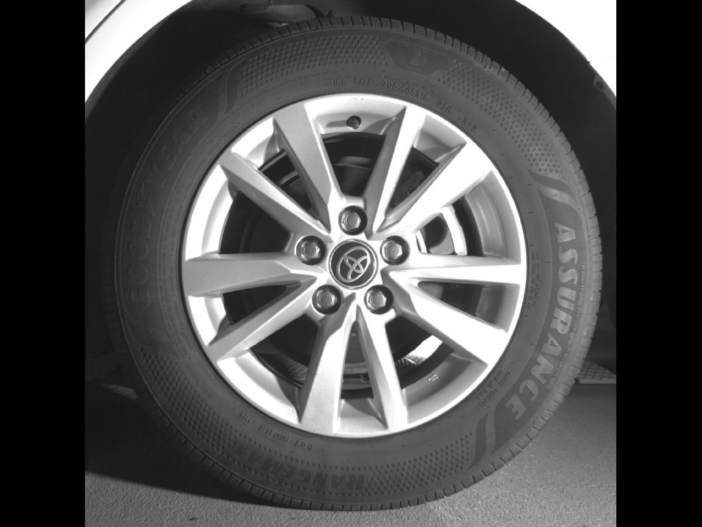 Used 2025 Toyota Camry LE FWD image 11