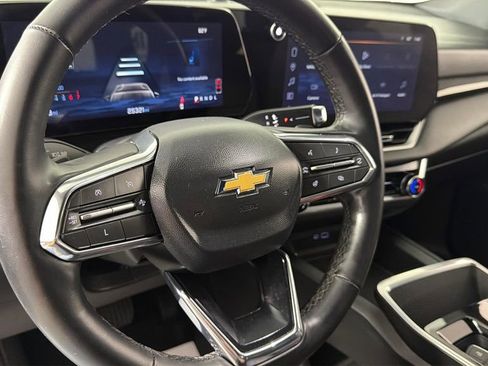 Certified 2025 Chevrolet Equinox LT w/ Safety and Technology Package FWD image 24