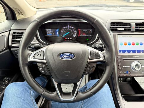 Used 2019 Ford Fusion Energi Titanium image 65