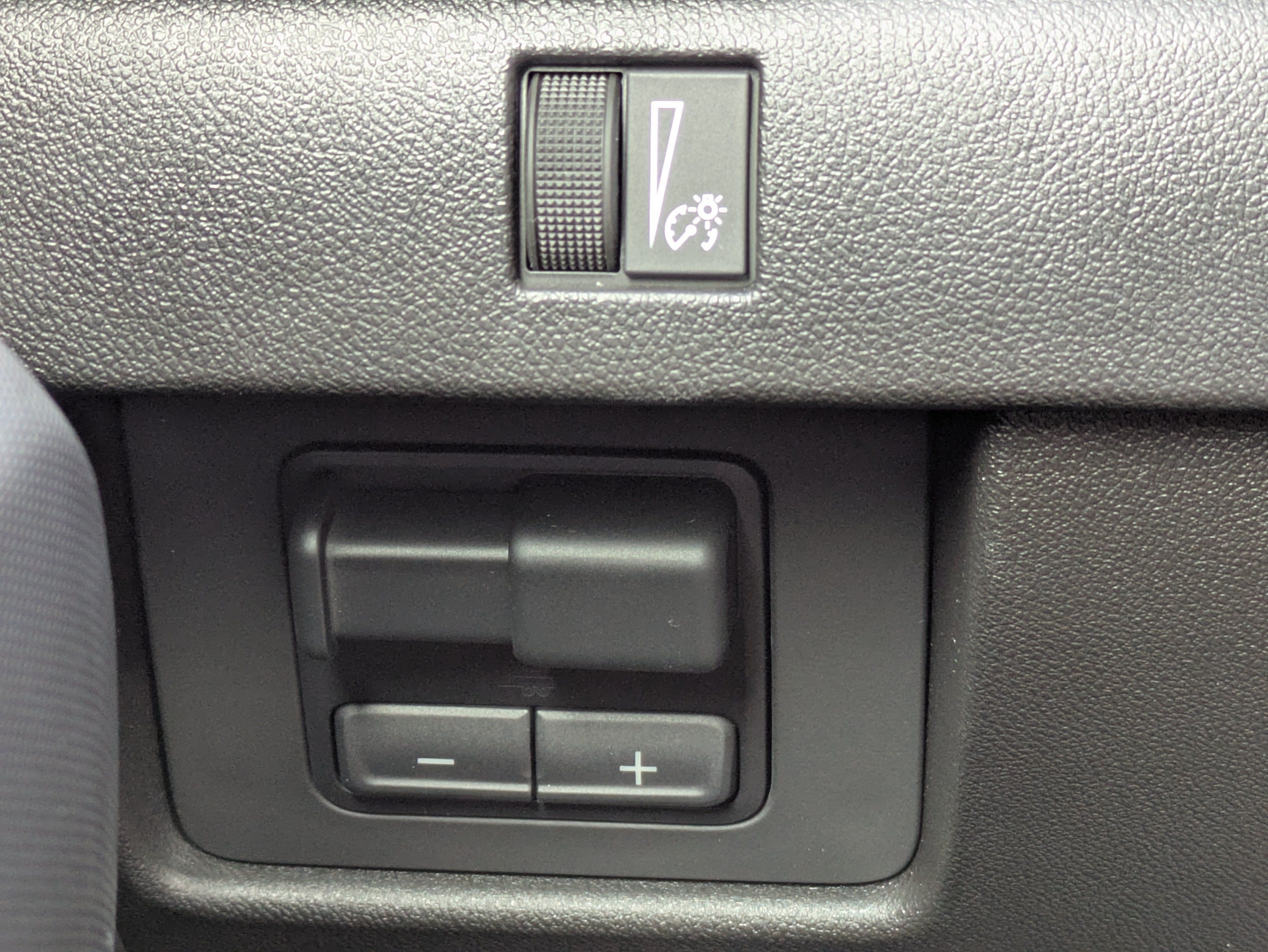 New 2026 GMC Canyon Elevation w/ Convenience Package RWD image 22