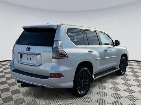 Used 2023 Lexus GX 460 Premium w/ Premium Package image 2