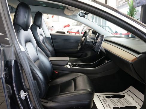 Used 2018 Tesla Model 3 Long Range image 38