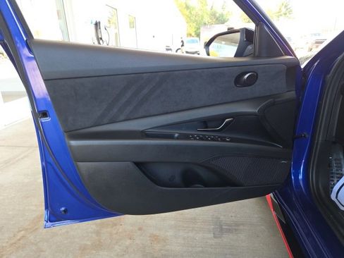 Used 2022 Hyundai Elantra N image 35